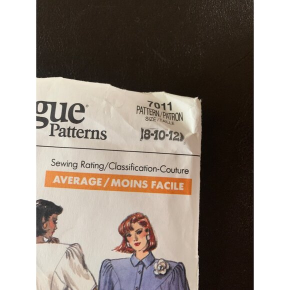 Vogue Misses Top Skirt Sewing Pattern 7011 Sz 8 - 12 - Uncut - Picture 4 of 9